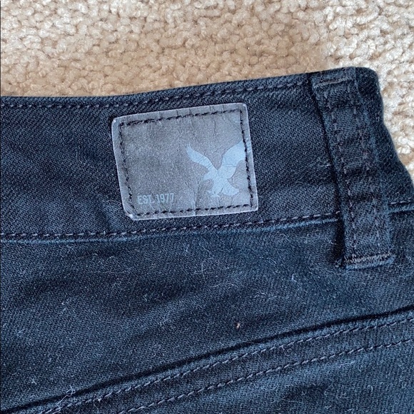 AEO stretch black Jean shorts - Picture 3 of 4
